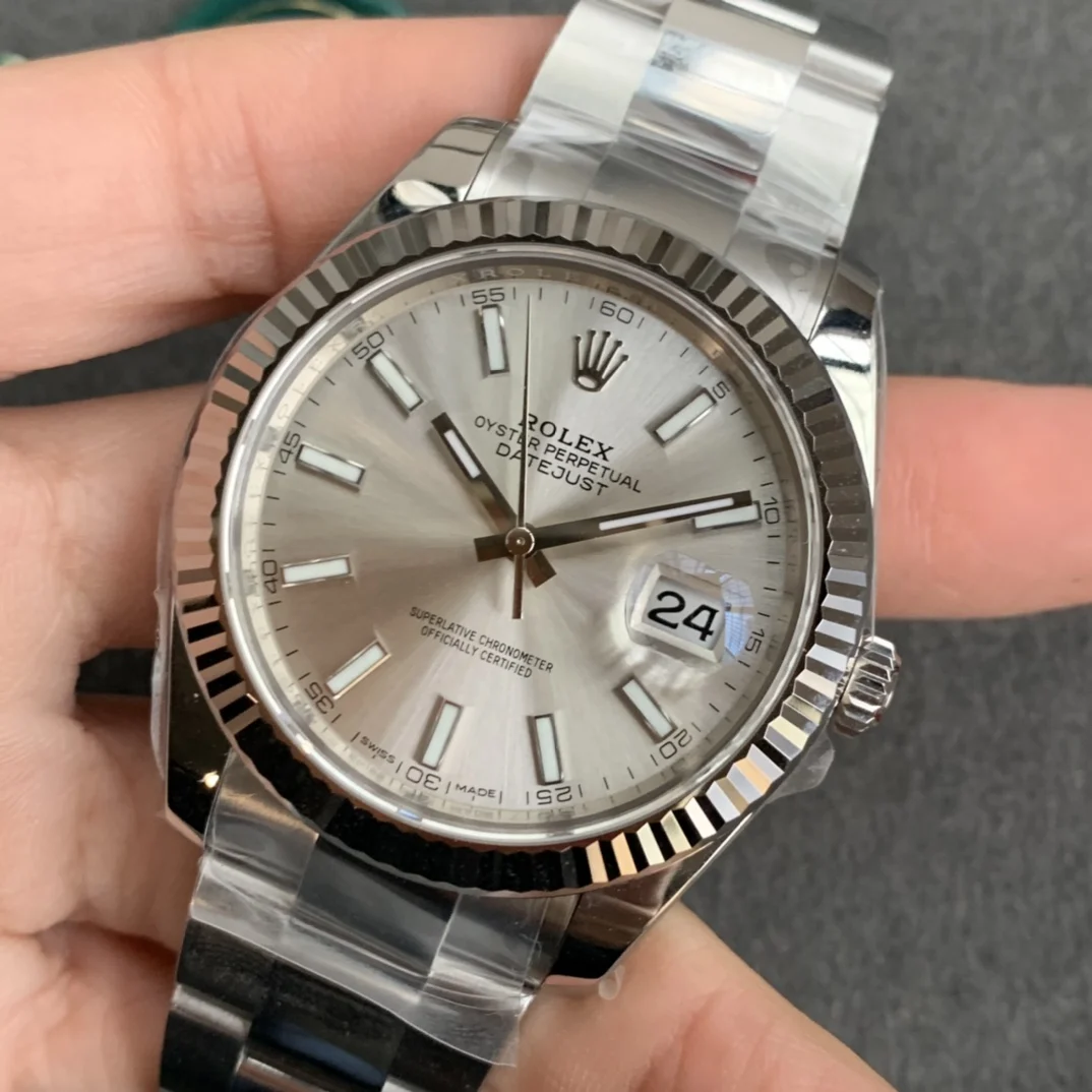 Rolex Datejust 41mm — photographed off the sweep