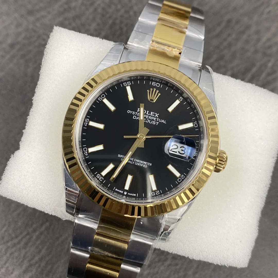 Rolex Datejust 41mm — photographed off the sweep