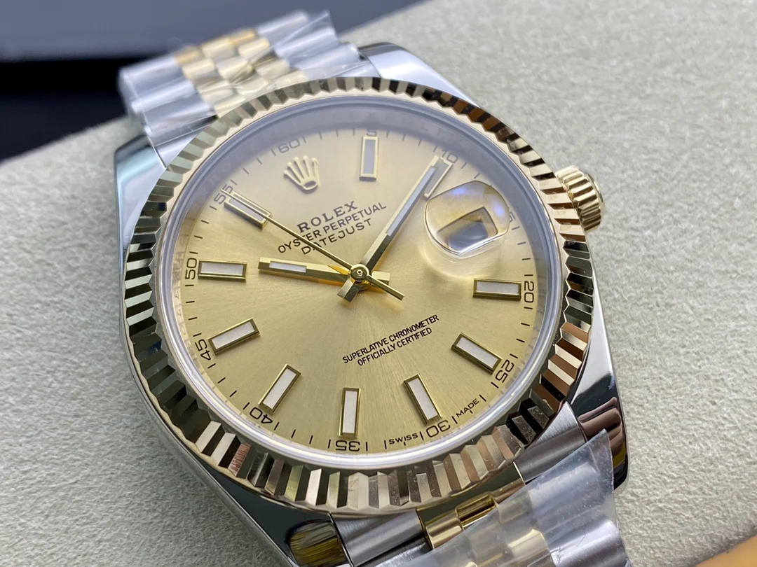 Rolex Datejust 41mm — photographed off the sweep