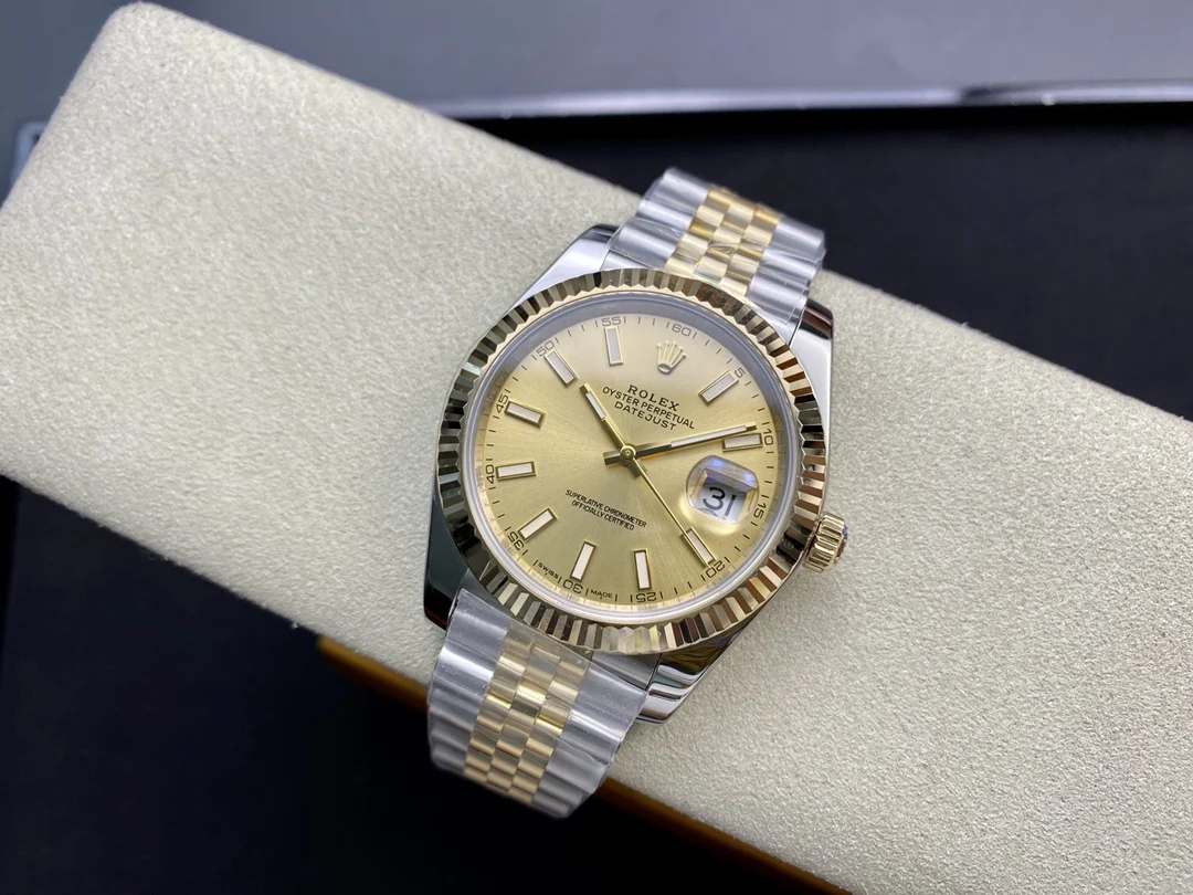 Rolex Datejust 41mm — photographed off the sweep