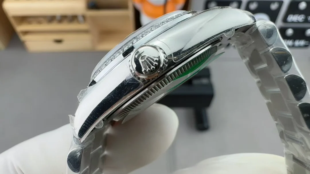 Rolex Datejust Diamond-Set 31mm — photographed off the sweep