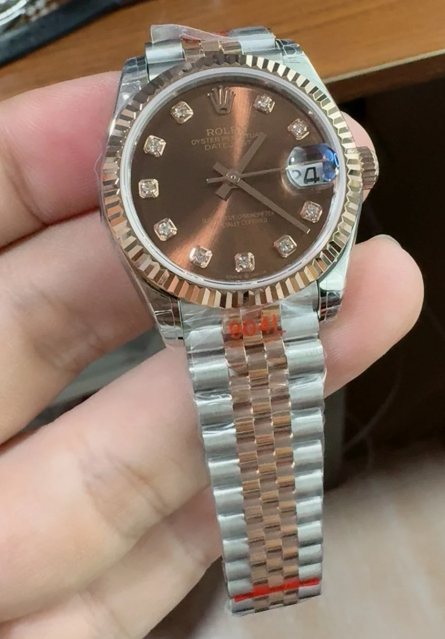 Rolex Datejust Rose Gold 31mm — photographed off the sweep