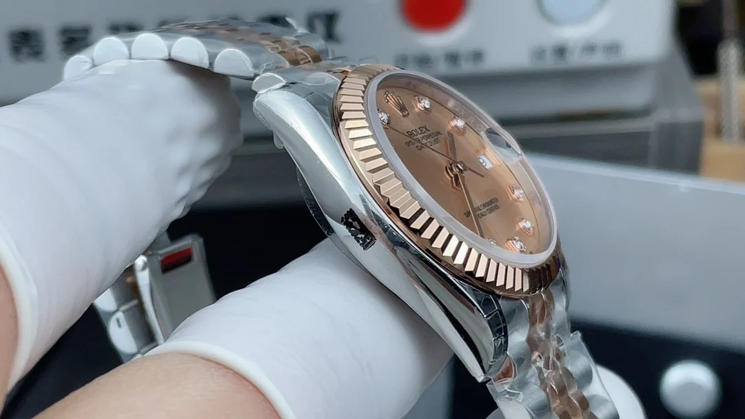 Rolex Datejust Rose Gold Diamond-Set 31mm — photographed off the sweep