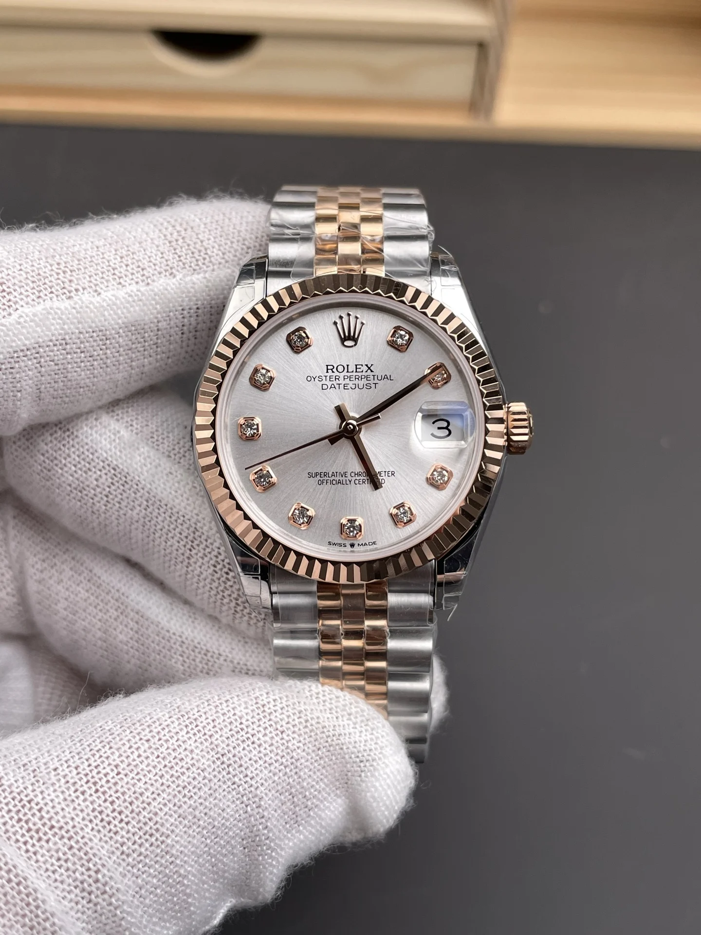 Rolex Datejust Rose Gold Silver Dial Diamond-Set 31mm — photographed off the sweep