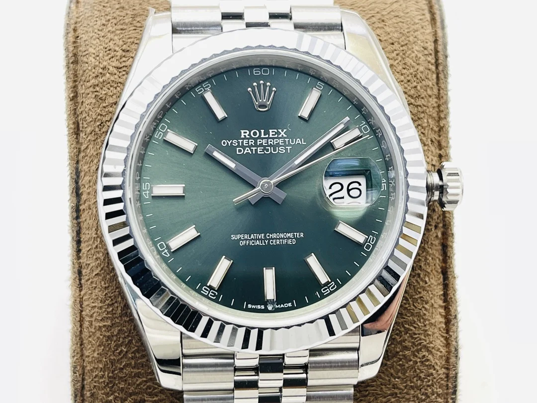 Rolex Datejust Steel — photographed off the sweep