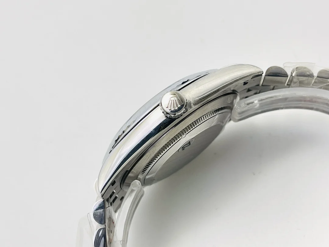 Rolex Datejust Steel — photographed off the sweep