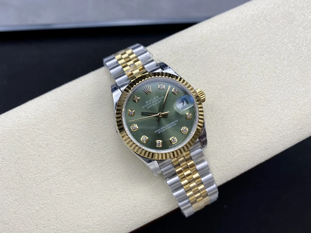 Rolex Datejust Steel 31mm — photographed off the sweep