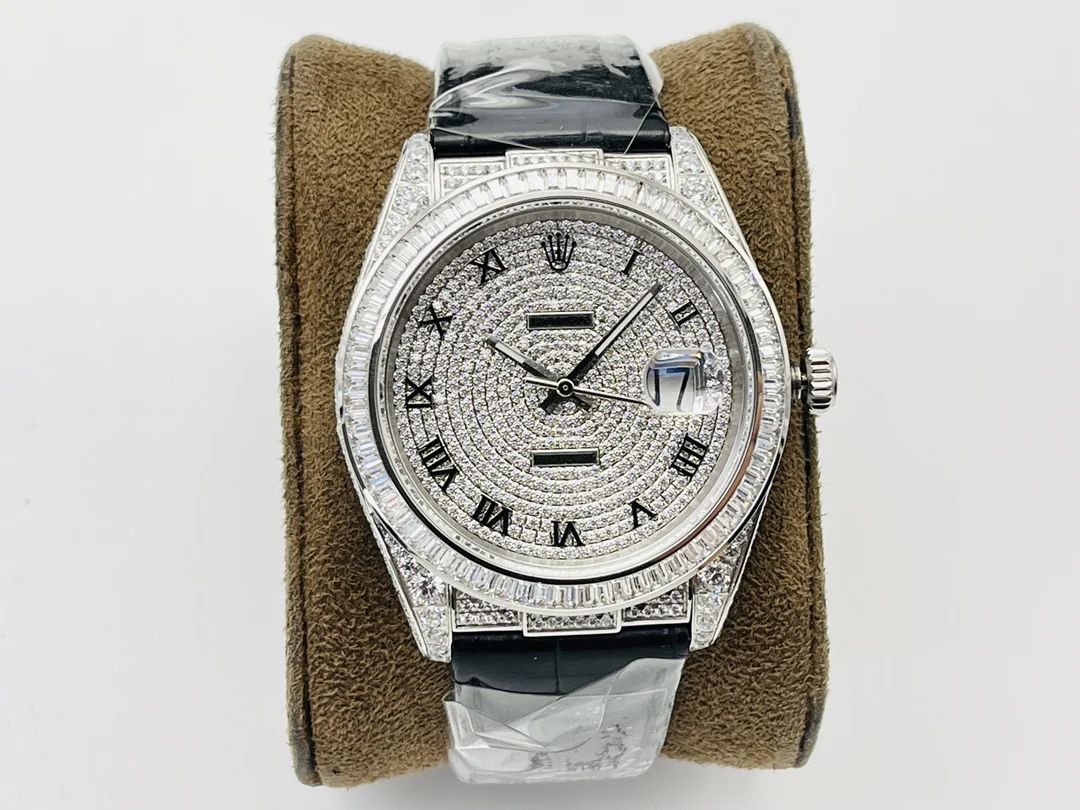Rolex Datejust Steel 40mm — photographed off the sweep