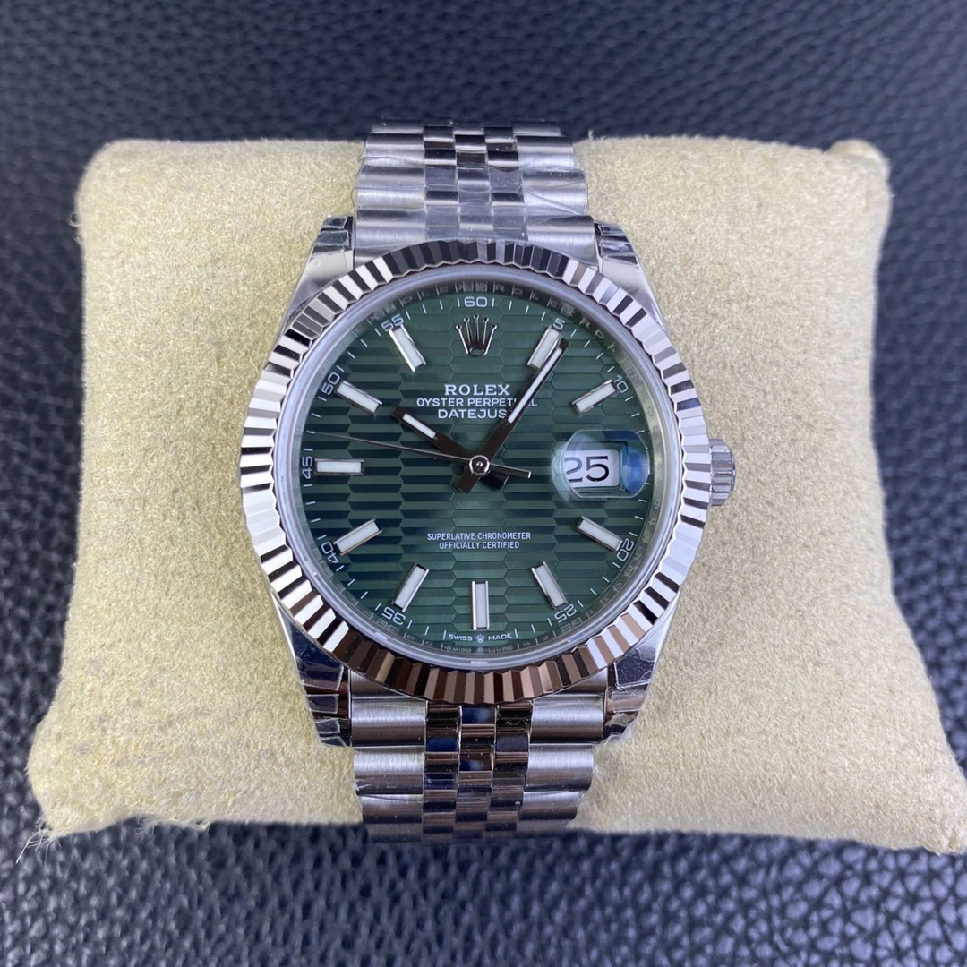 Rolex Datejust Steel 41mm — photographed off the sweep