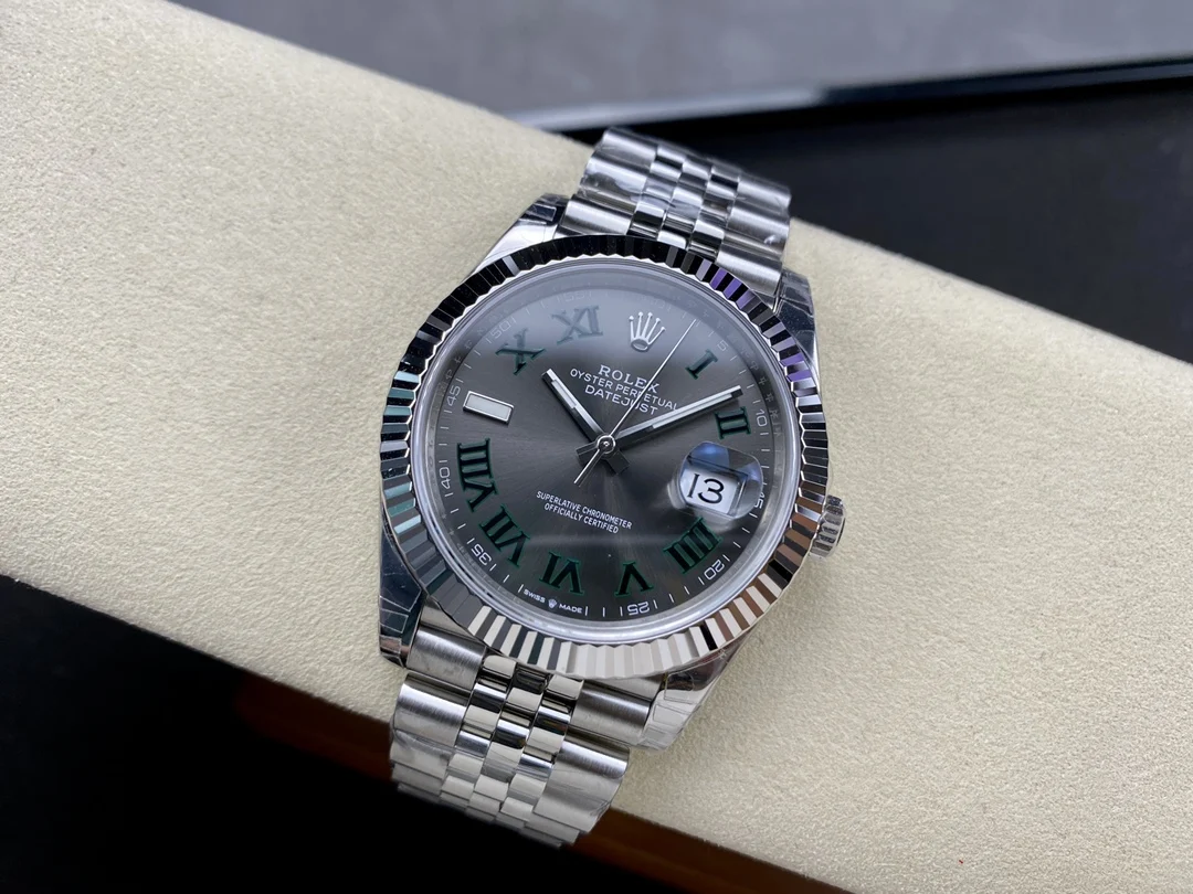 Rolex Datejust Steel 41mm — photographed off the sweep