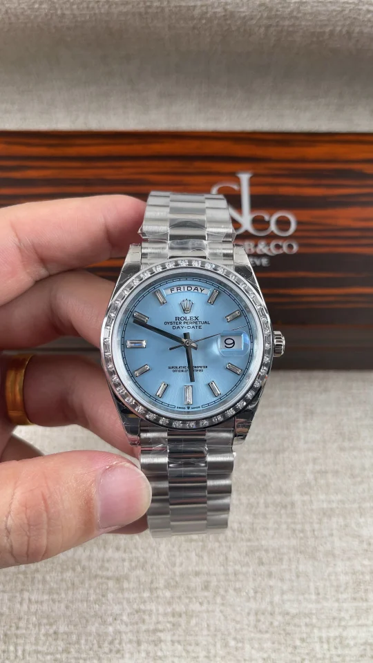 Rolex Day-Date Diamond-Set