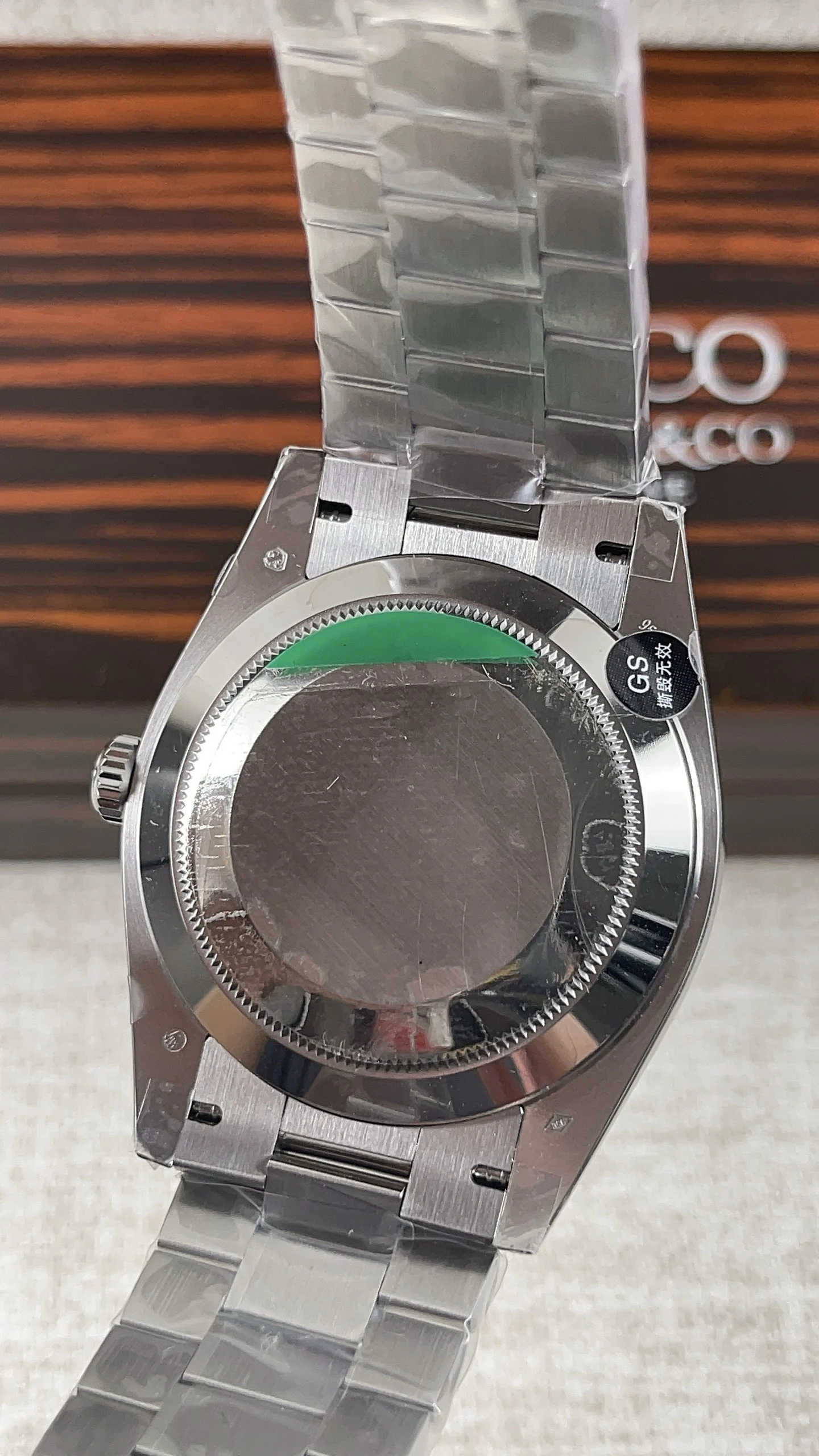 Rolex Day-Date Diamond-Set — photographed off the sweep