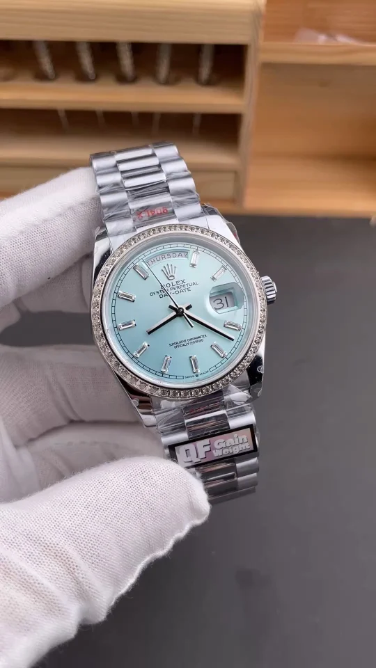 Rolex Day-Date Ice Blue Blue Dial Diamond-Set 36mm