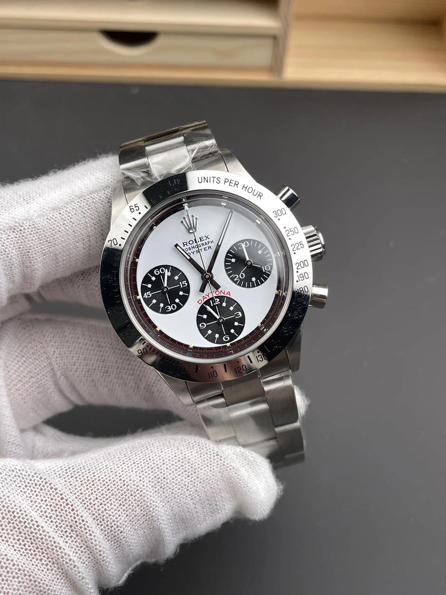 Rolex Daytona 37mm — photographed off the sweep