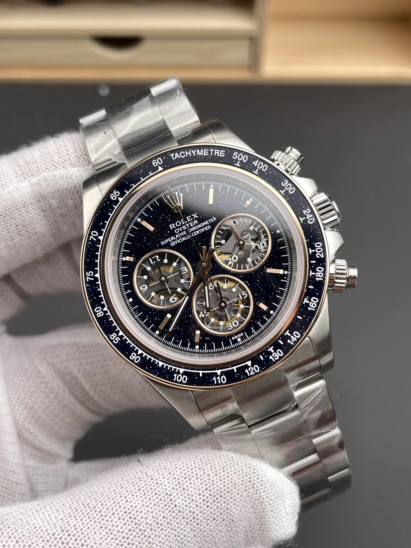 Rolex Daytona 40mm — photographed off the sweep