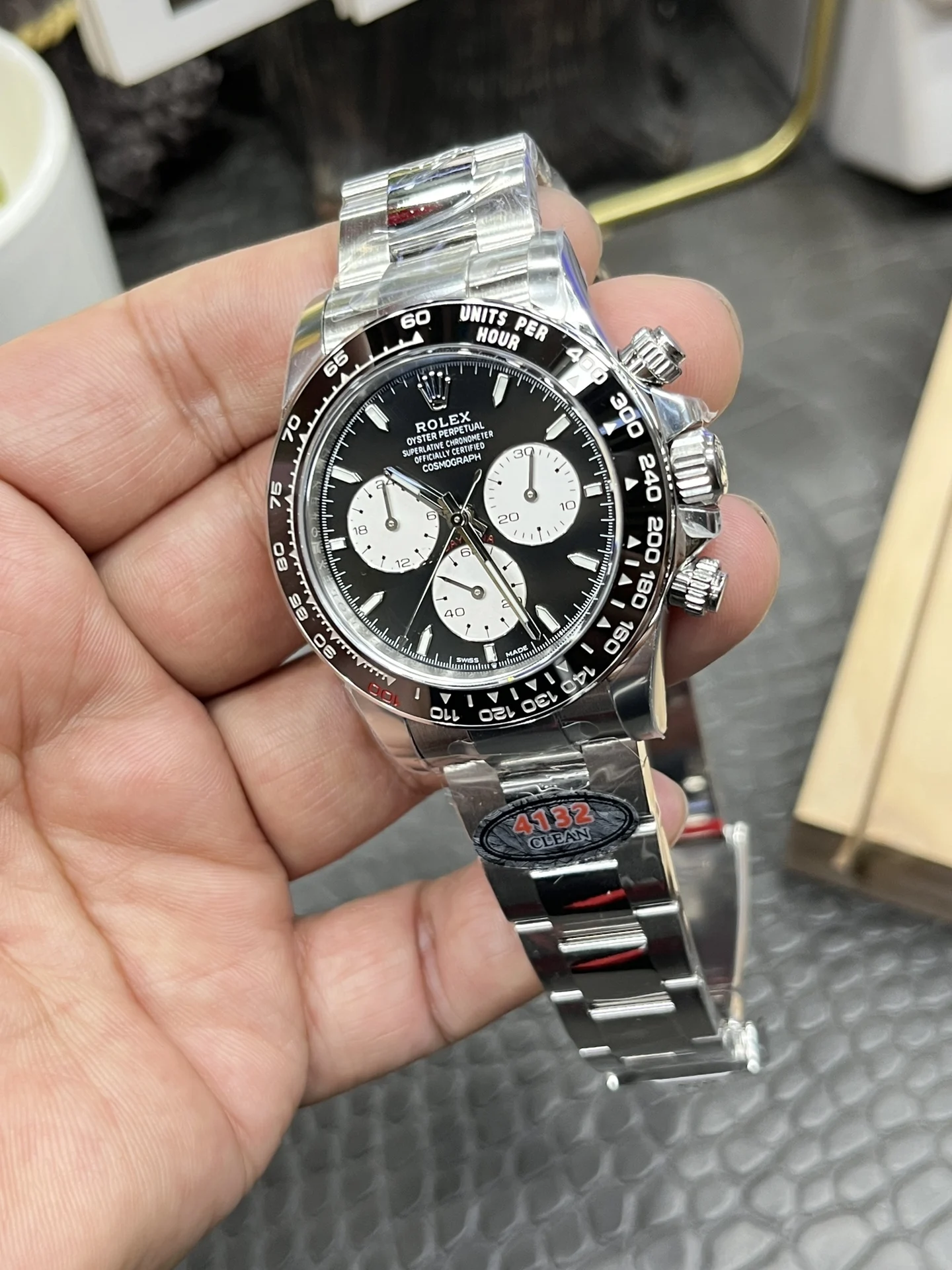 Rolex Daytona 40mm — photographed off the sweep