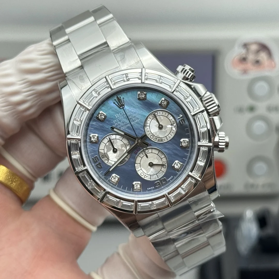 Rolex Daytona Bamboo — photographed off the sweep