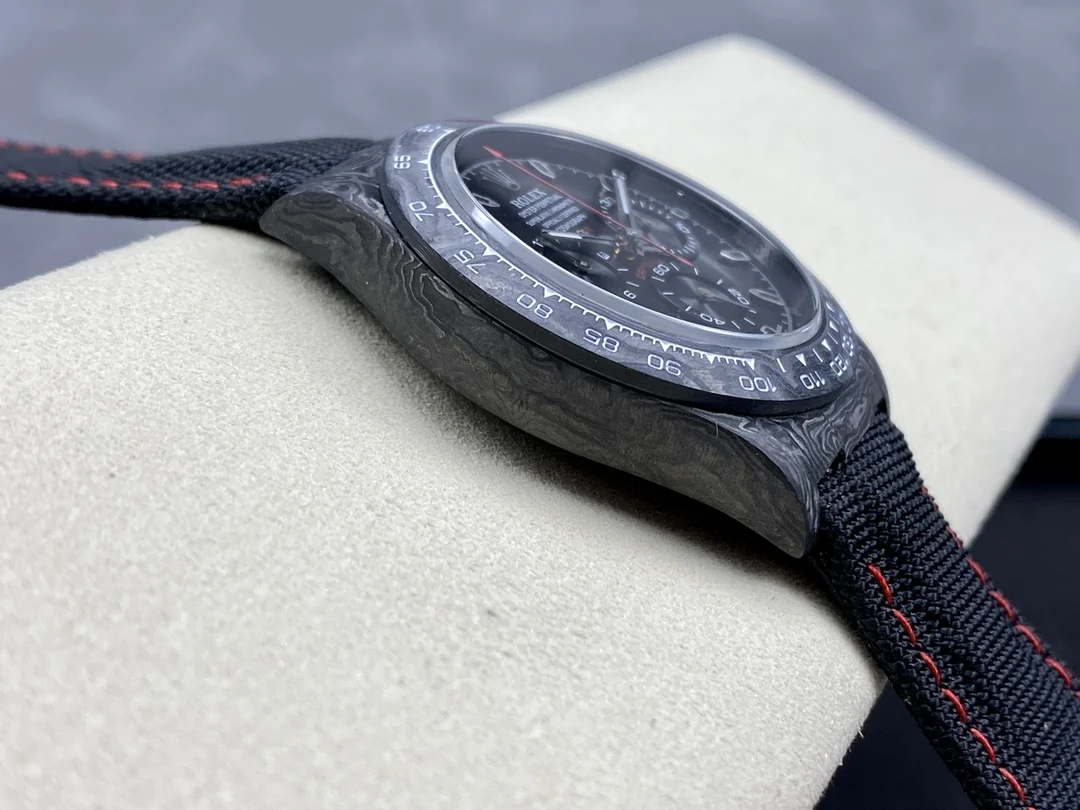 Rolex Daytona Carbon — photographed off the sweep