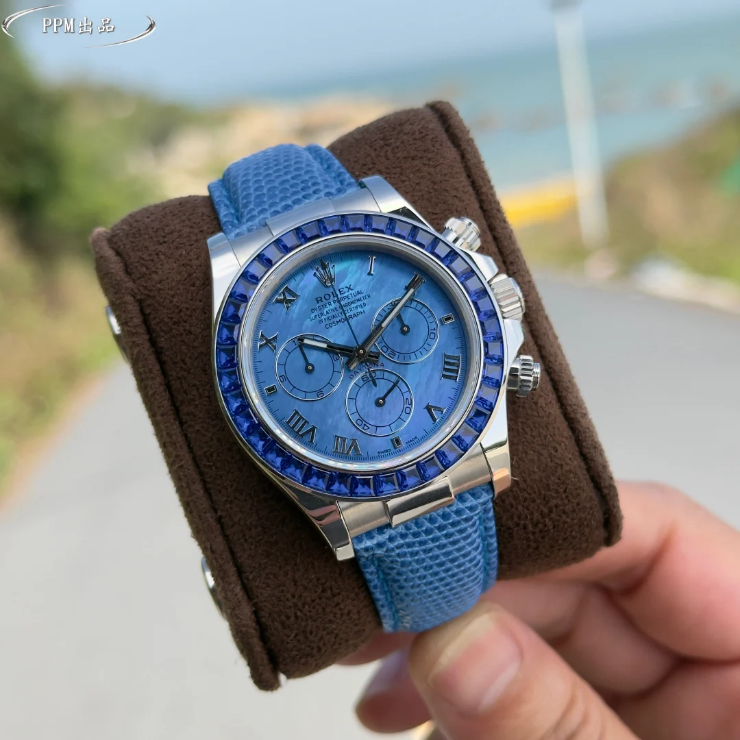 Rolex Daytona Carbon 116519IN — photographed off the sweep