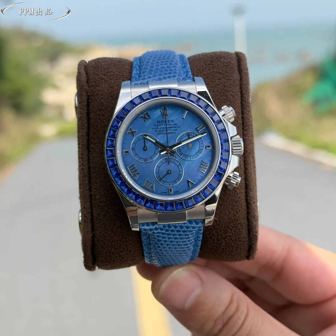 Rolex Daytona Carbon 116519IN — photographed off the sweep