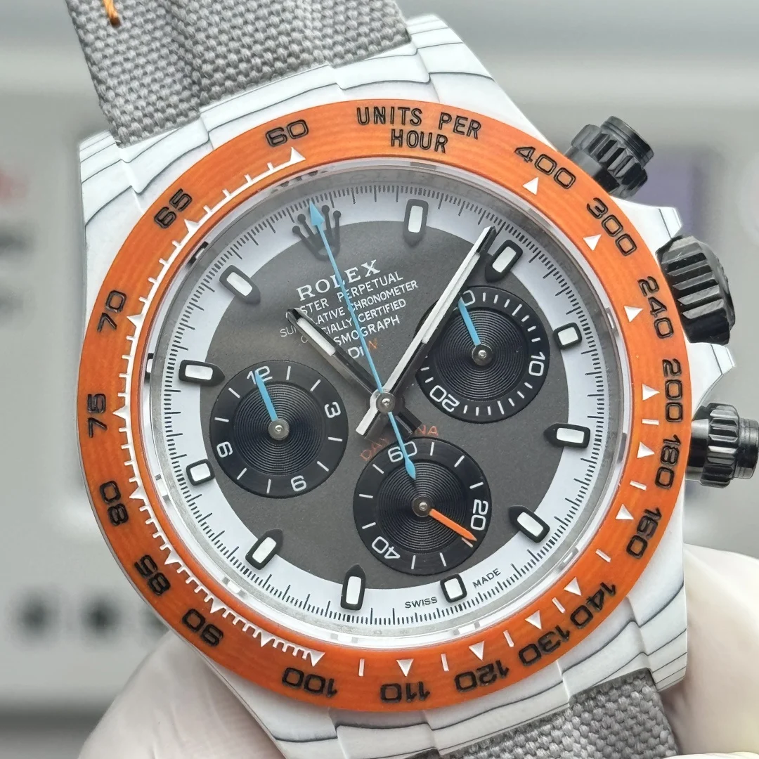 Rolex Daytona Carbon — photographed off the sweep