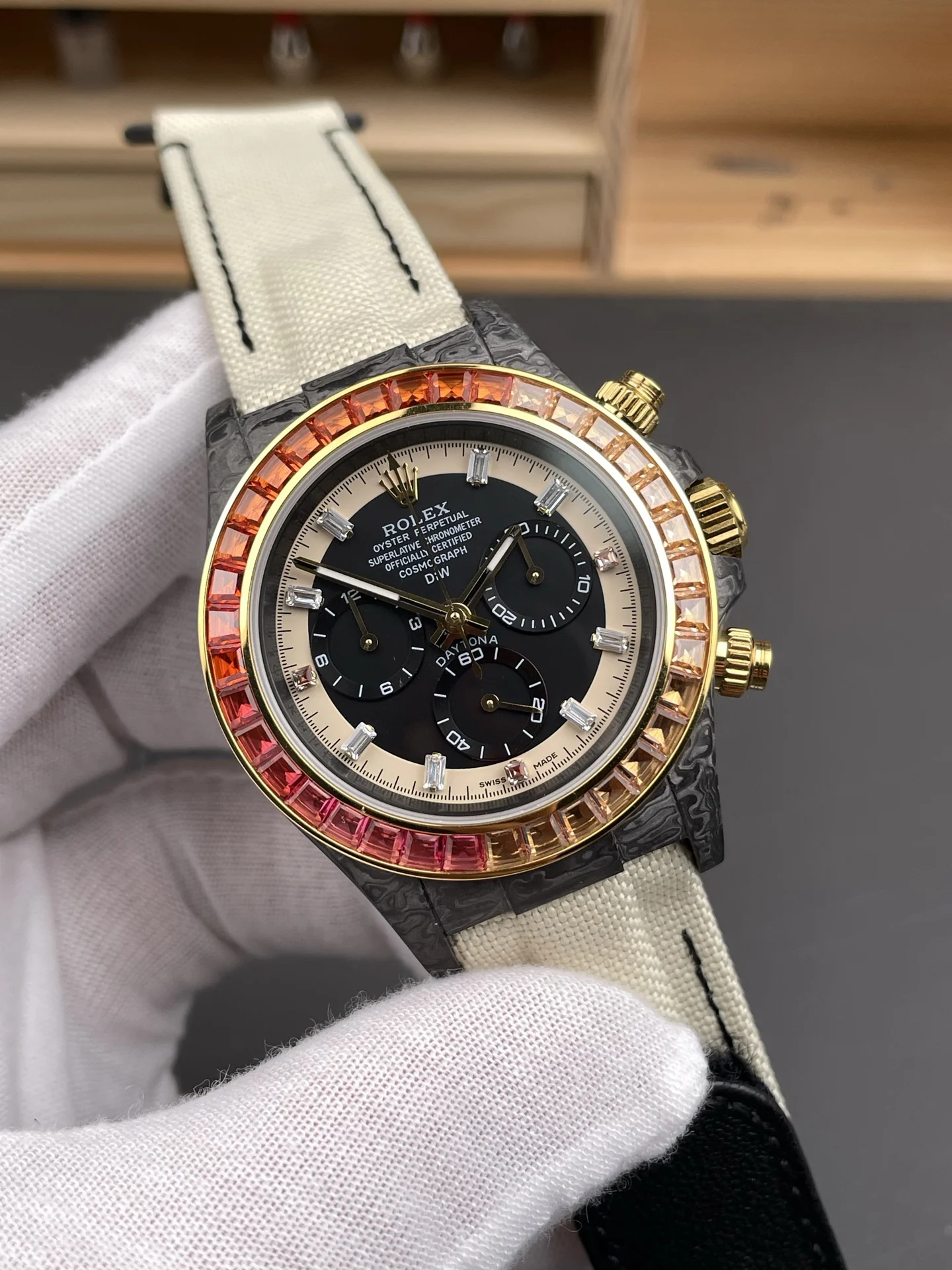 Rolex Daytona Carbon 40mm — photographed off the sweep