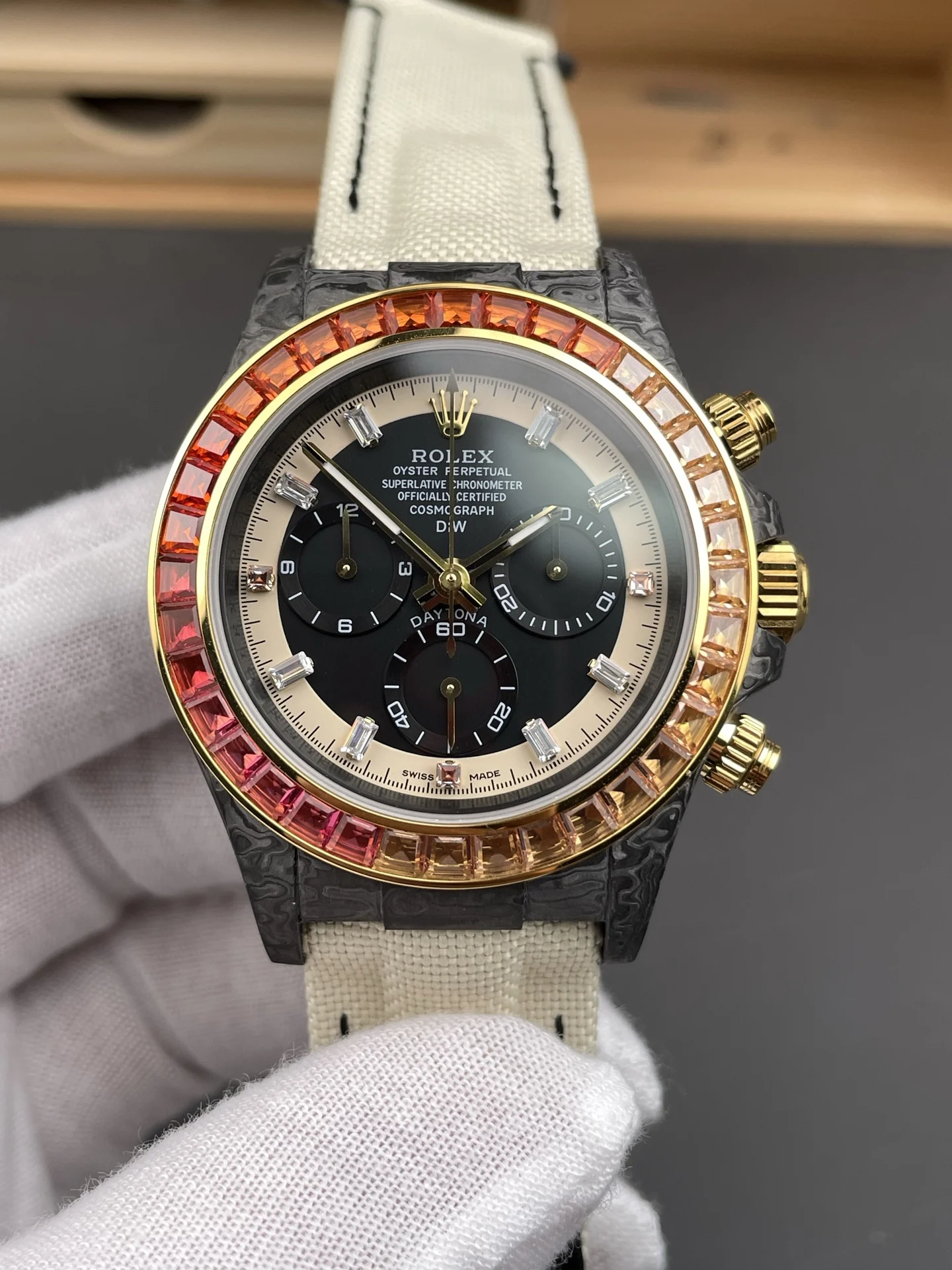 Rolex Daytona Carbon 40mm — photographed off the sweep