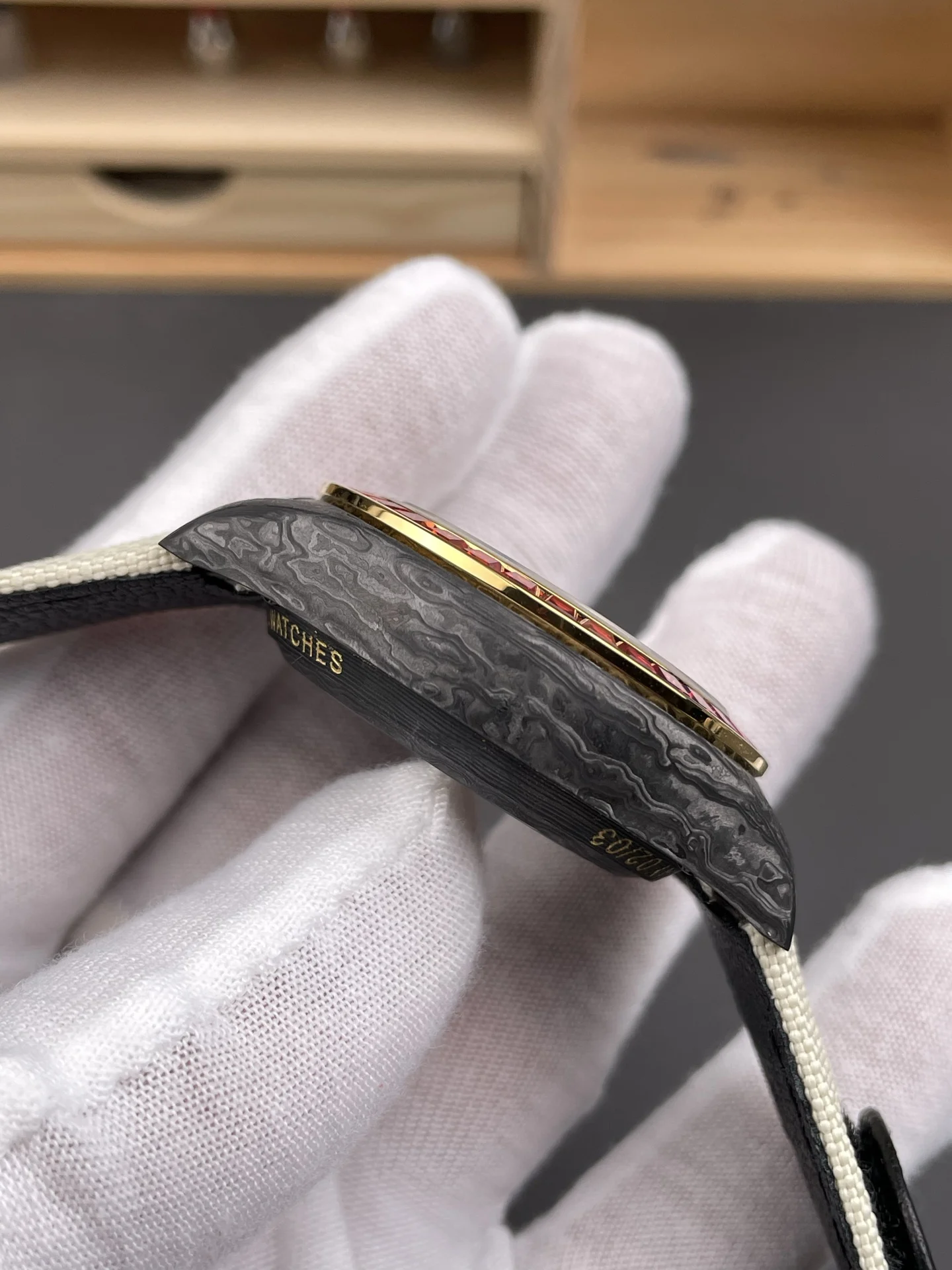Rolex Daytona Carbon 40mm — photographed off the sweep
