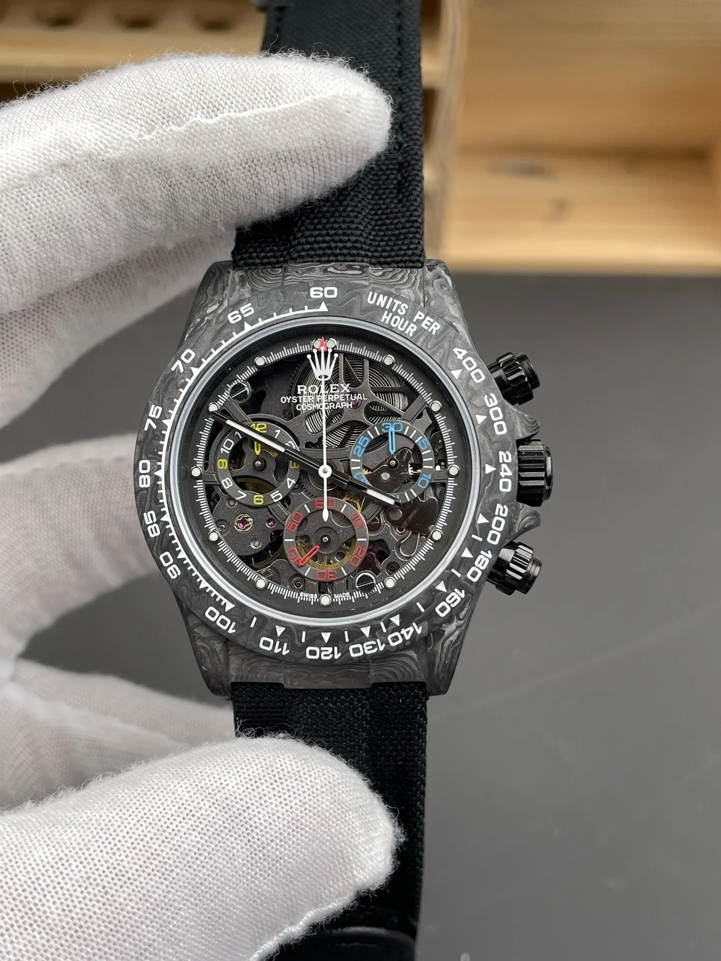 Rolex Daytona Carbon 40mm — photographed off the sweep
