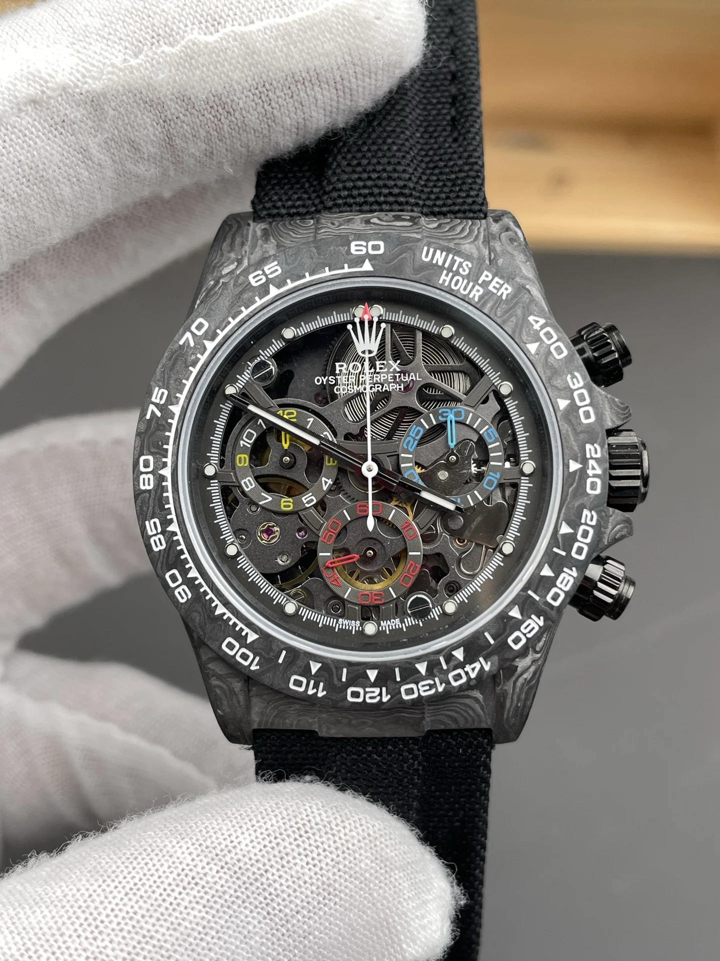 Rolex Daytona Carbon 40mm — photographed off the sweep
