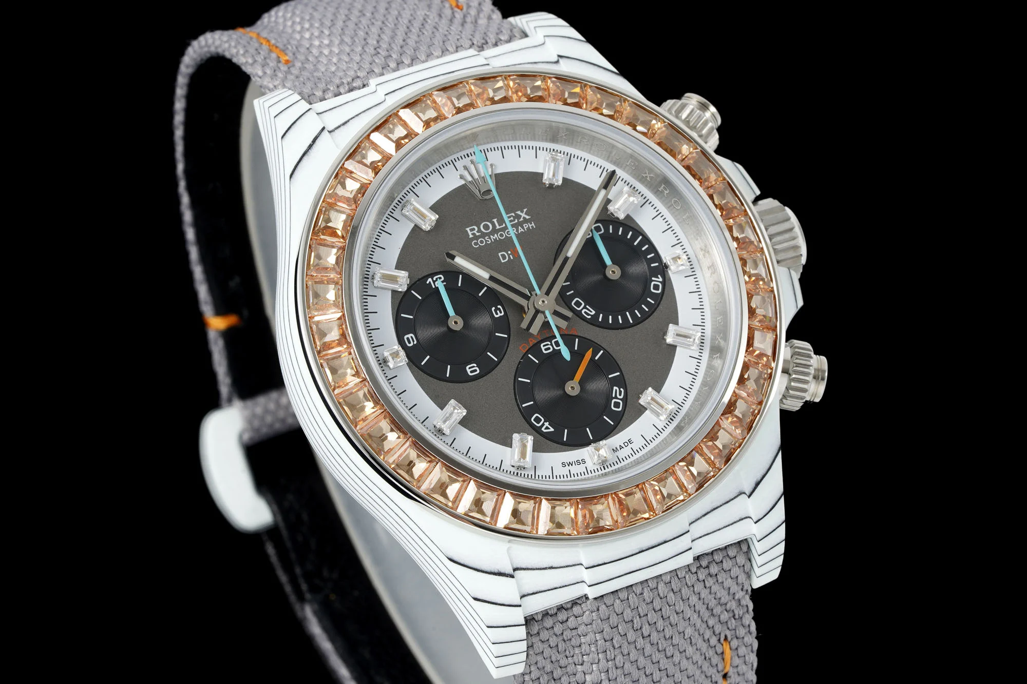 Rolex Daytona Carbon 40mm — photographed off the sweep