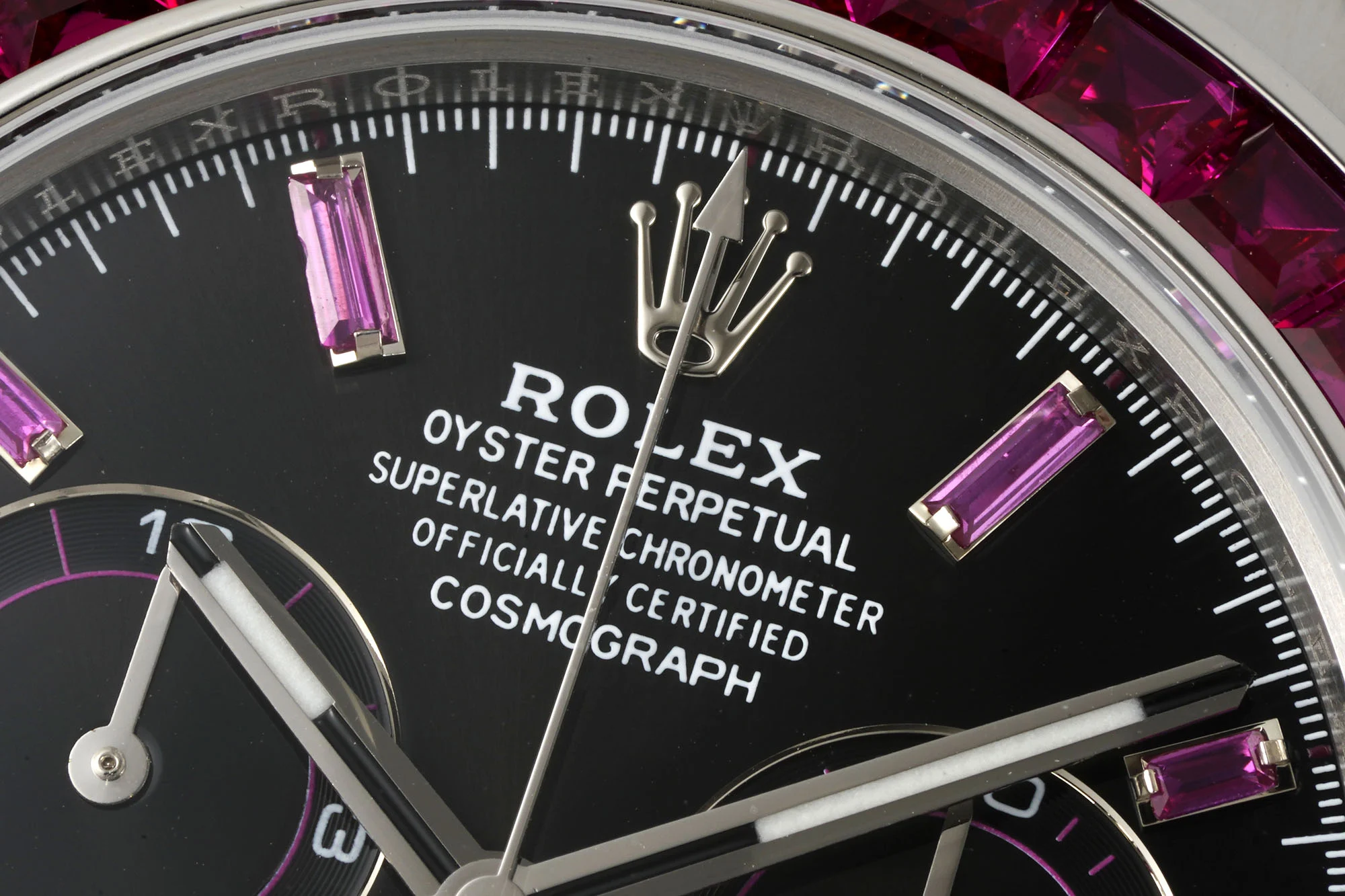 Rolex Daytona Carbon Diamond-Set — photographed off the sweep