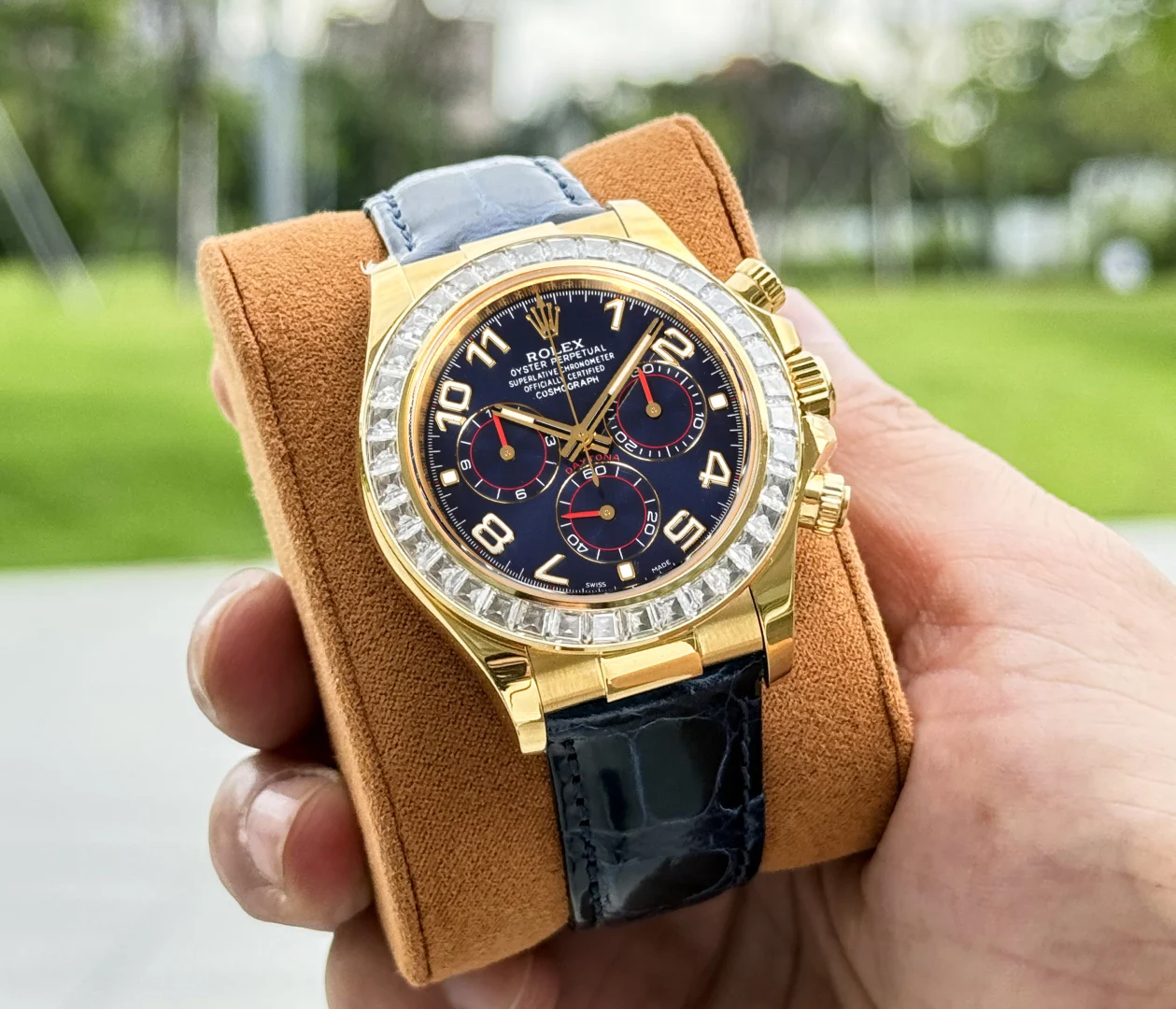 Rolex Daytona Carbon — photographed off the sweep