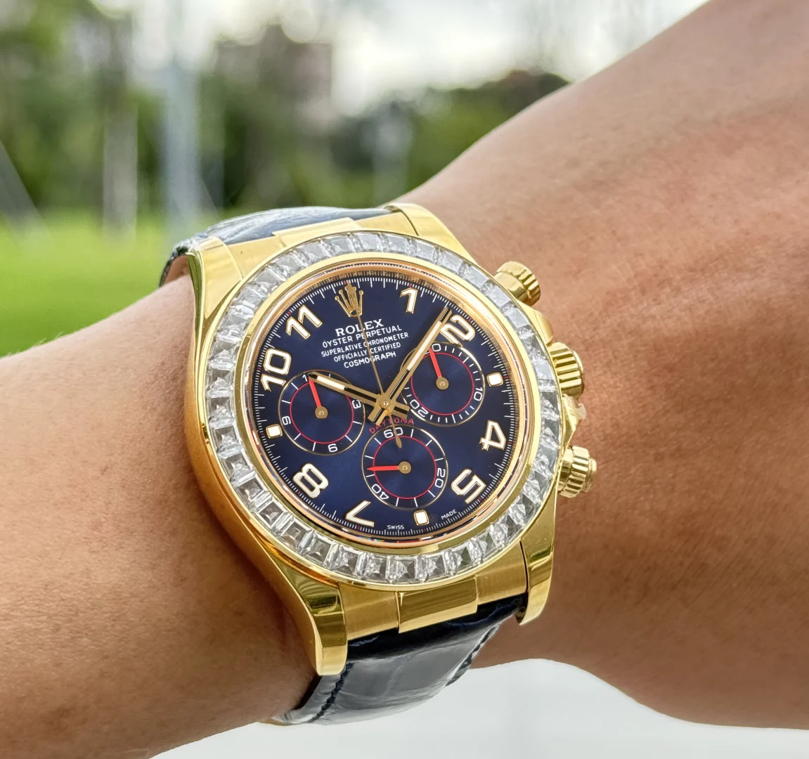Rolex Daytona Carbon — photographed off the sweep