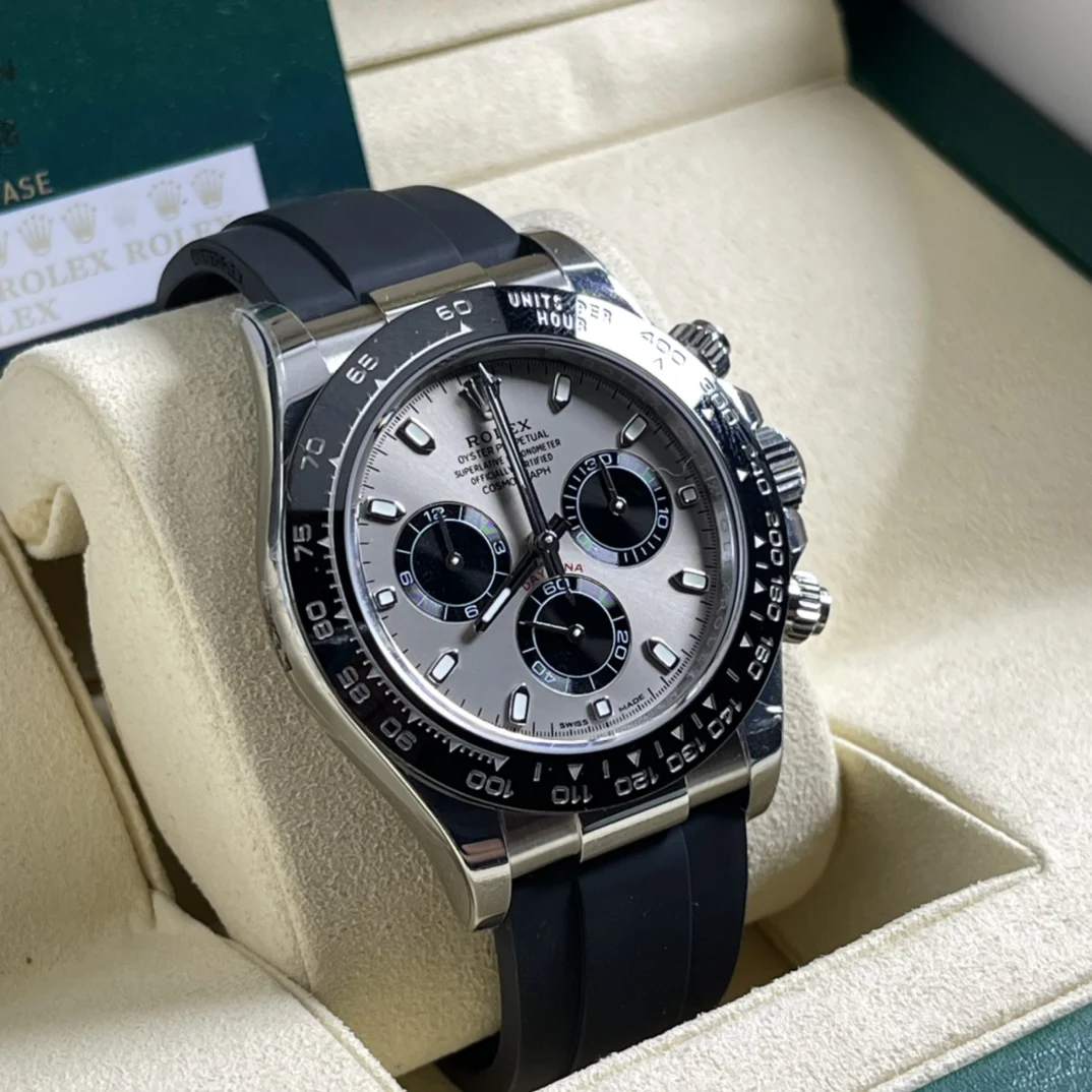 Rolex Daytona Ceramic — photographed off the sweep