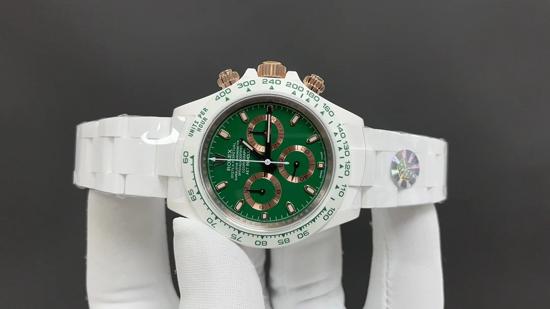 Rolex Daytona Ceramic Green Dial — photographed off the sweep