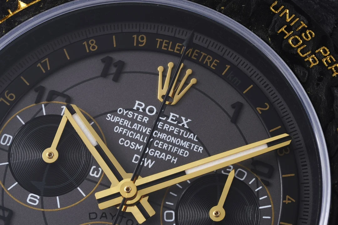 Rolex Daytona Champagne Carbon Black Dial — photographed off the sweep