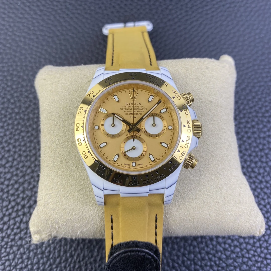 Rolex Daytona Champagne Carbon Black Dial — photographed off the sweep