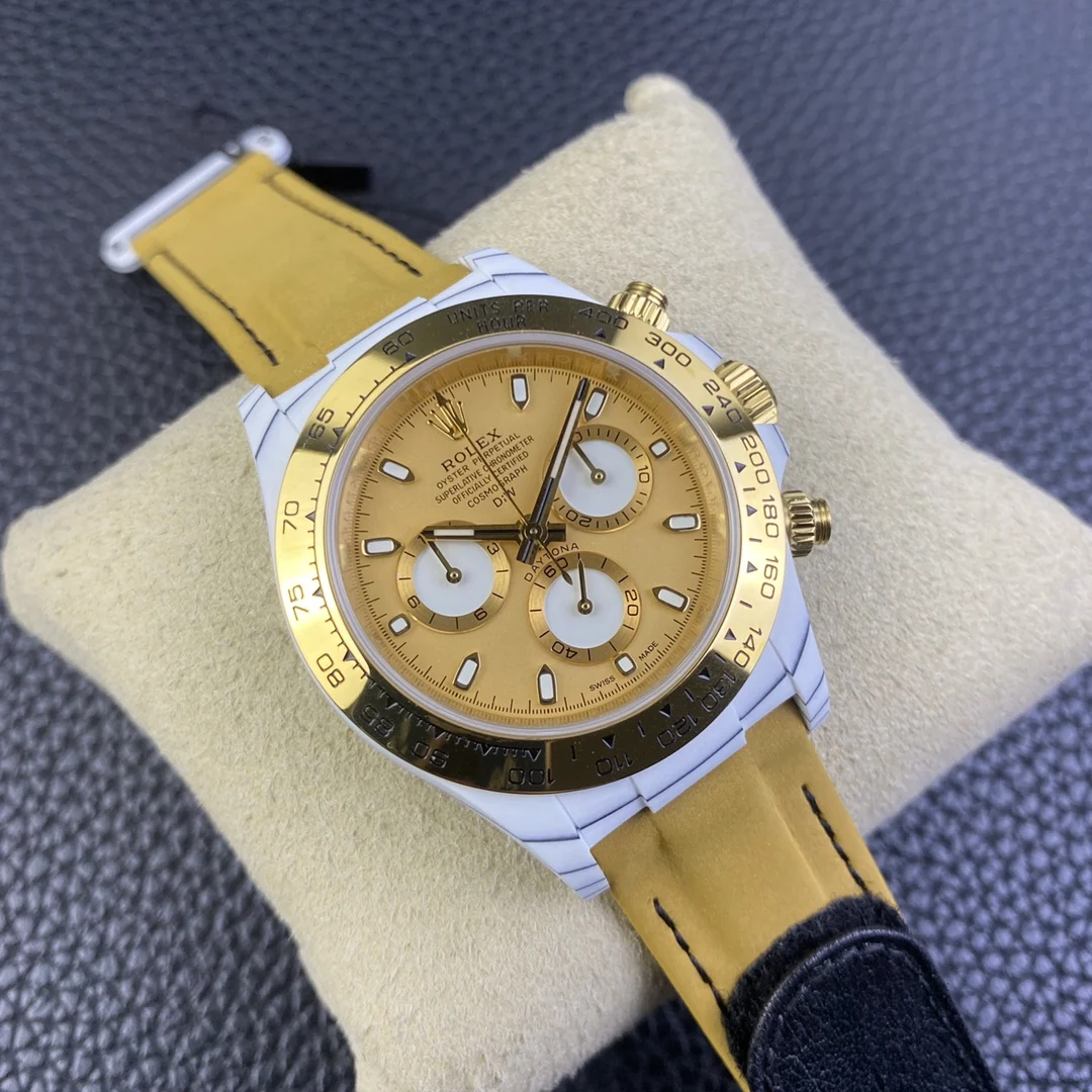 Rolex Daytona Champagne Carbon Black Dial — photographed off the sweep