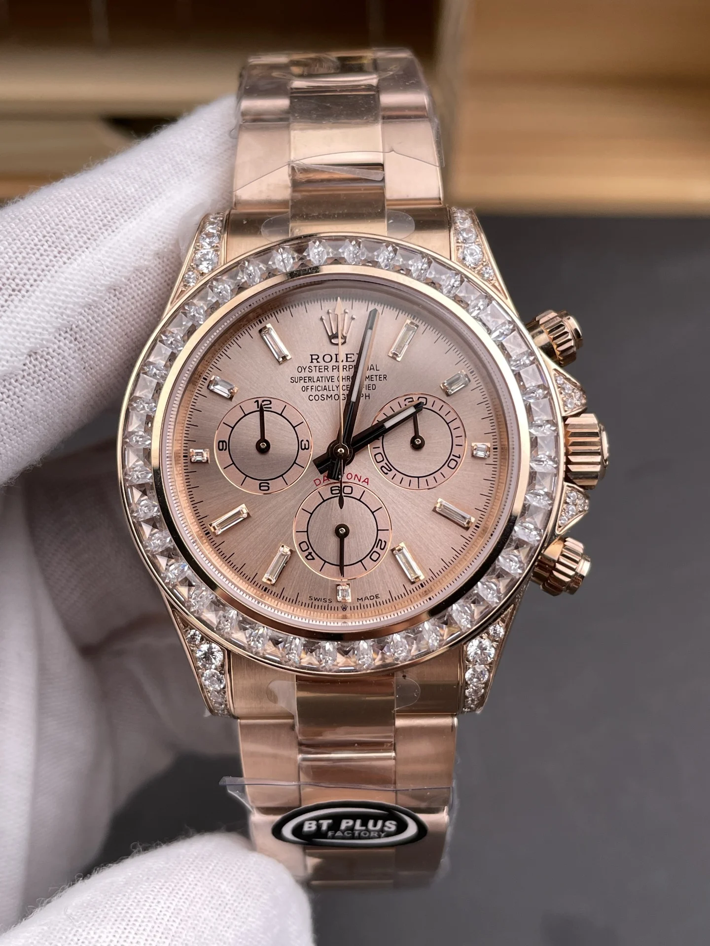 Rolex Daytona Diamond-Set 40mm — photographed off the sweep