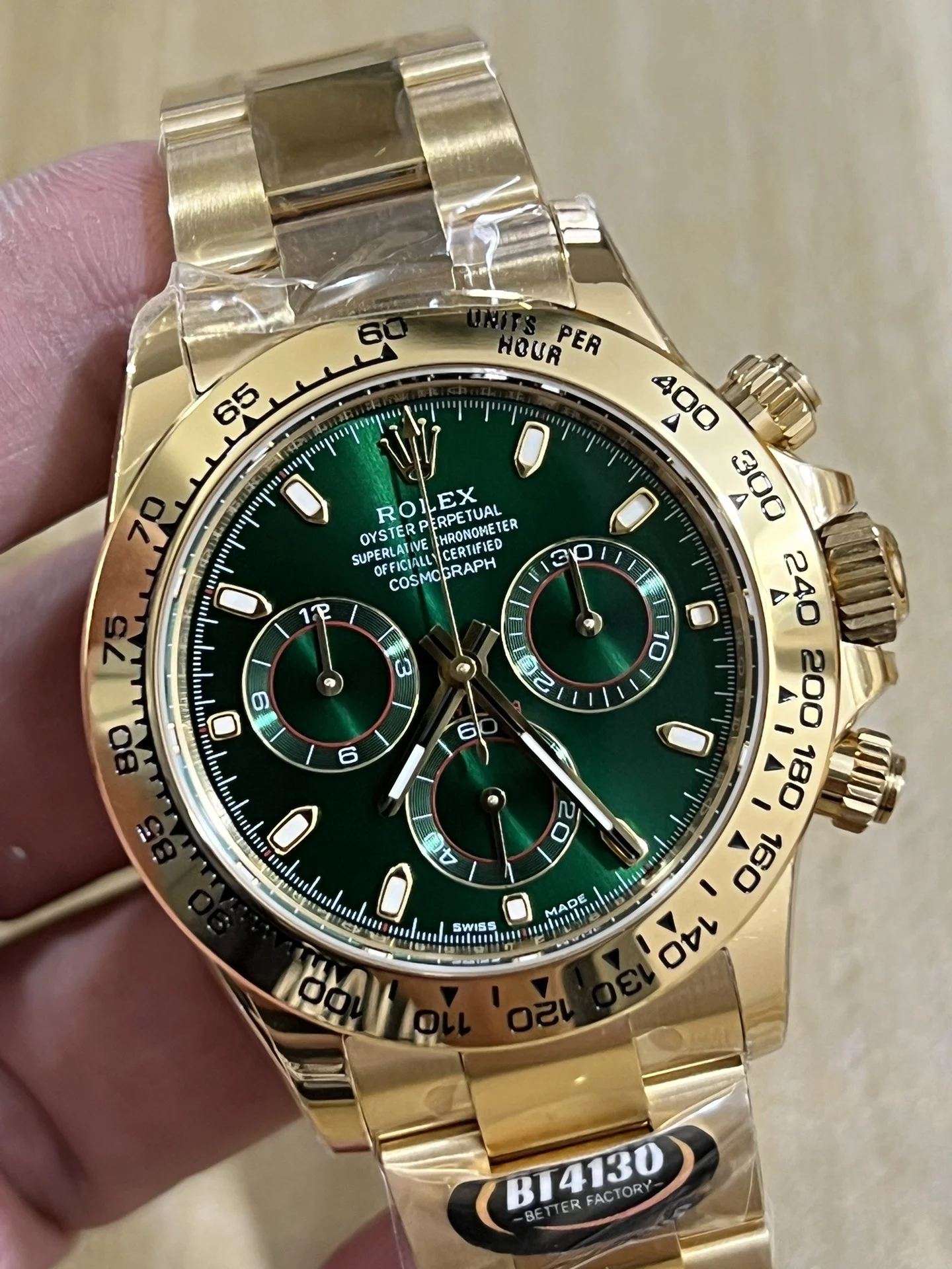 Rolex Daytona Green Dial — photographed off the sweep