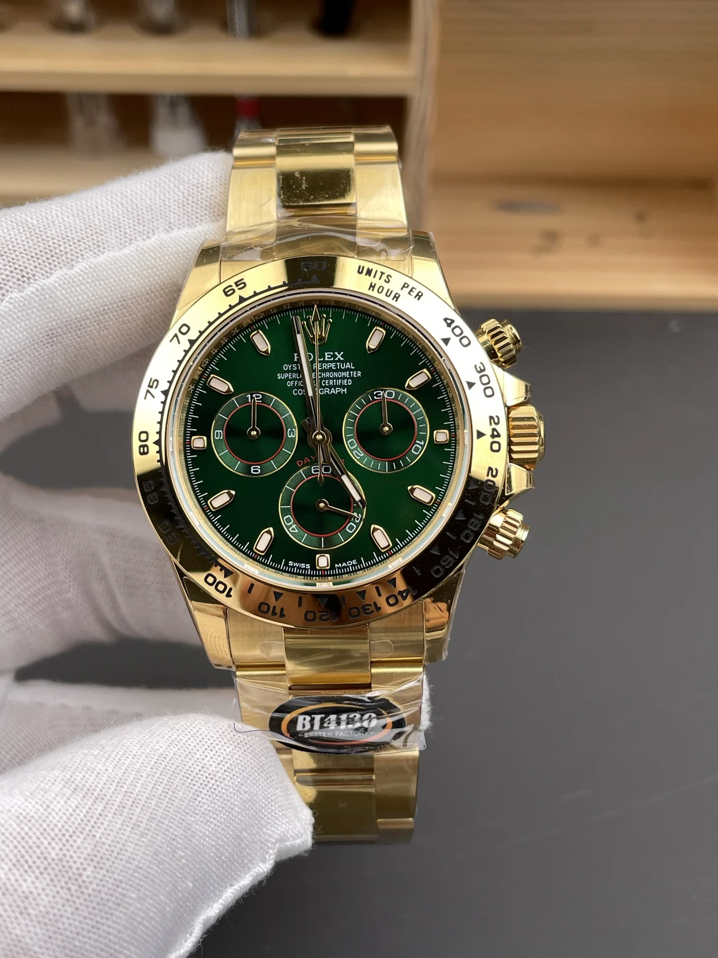 Rolex Daytona Green Dial 40mm — photographed off the sweep