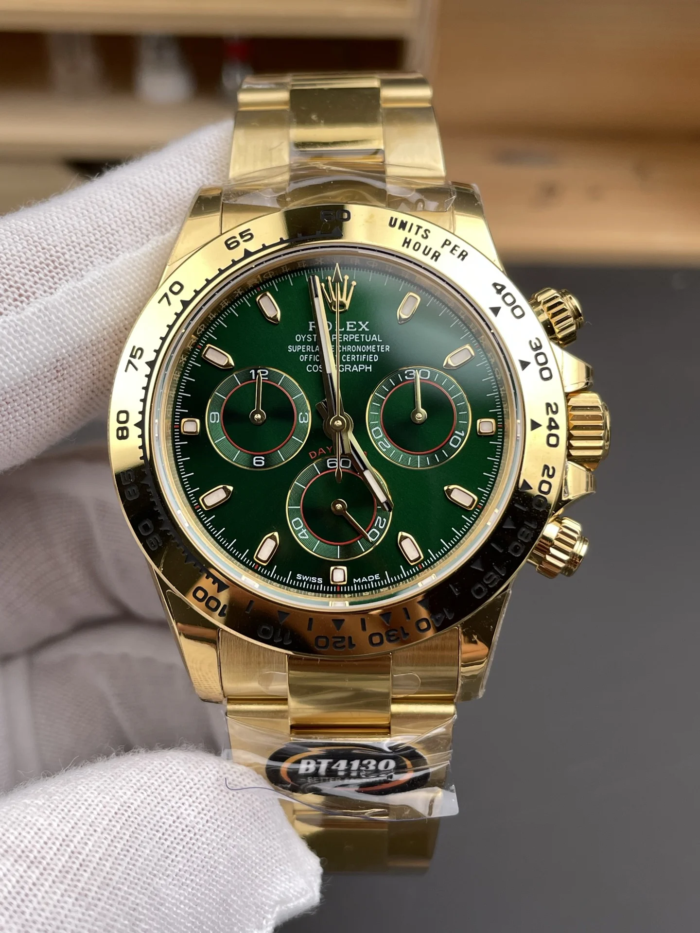 Rolex Daytona Green Dial 40mm — photographed off the sweep