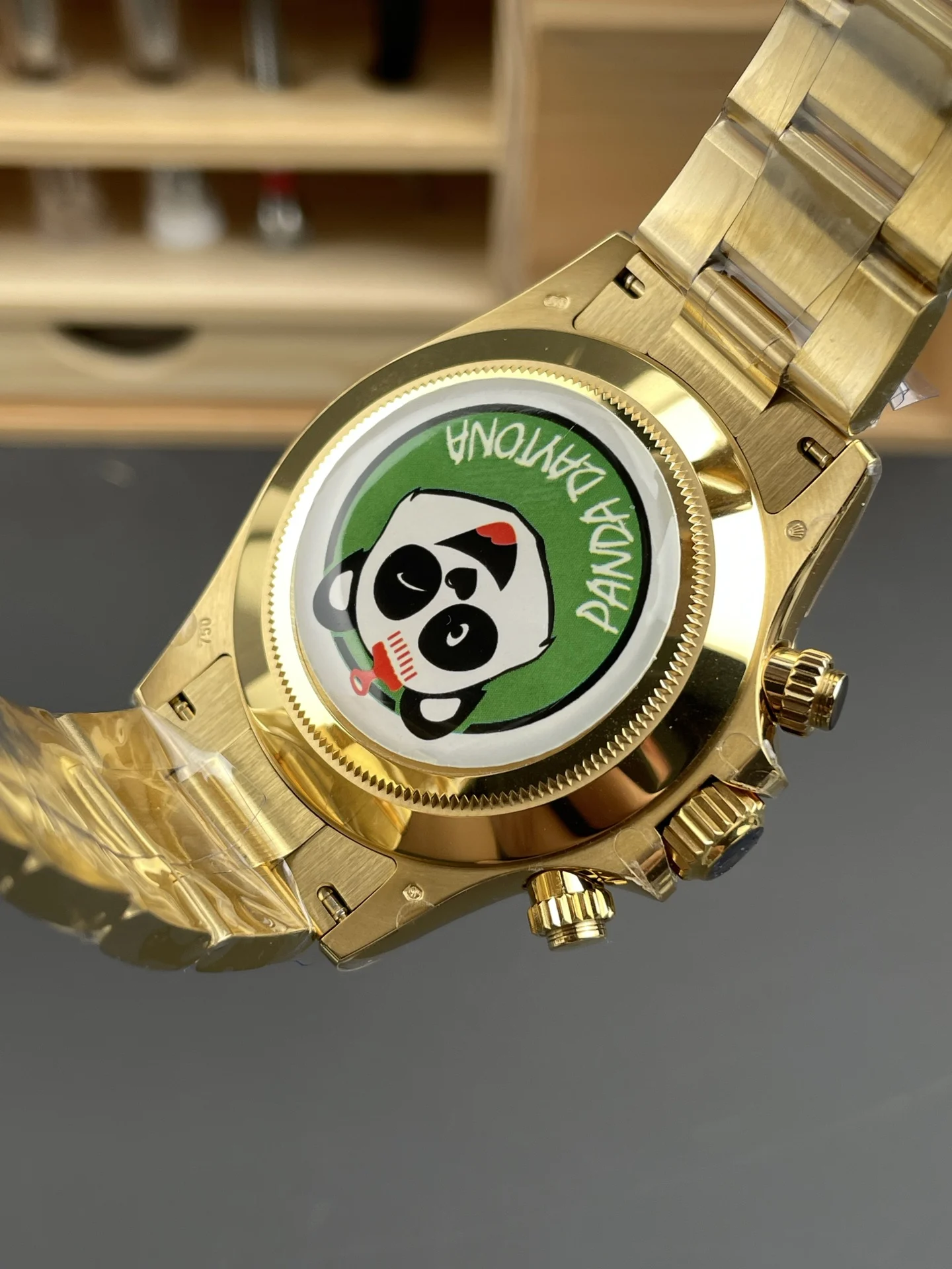 Rolex Daytona Green Dial 40mm — photographed off the sweep