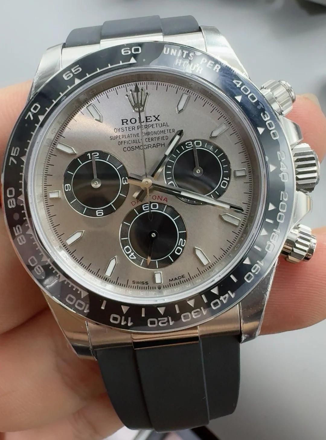 Rolex Daytona Grey Dial — photographed off the sweep