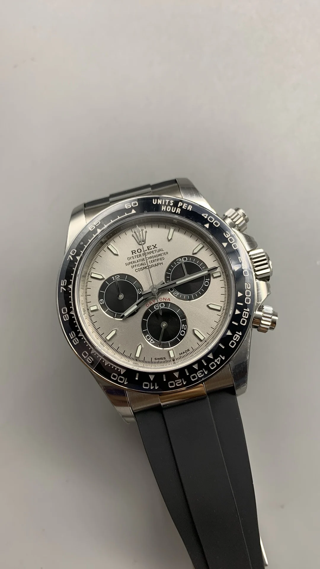 Rolex Daytona Grey Dial — photographed off the sweep