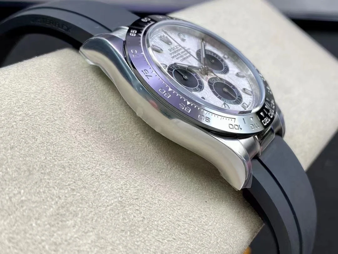 Rolex Daytona Meteorite Steel — photographed off the sweep
