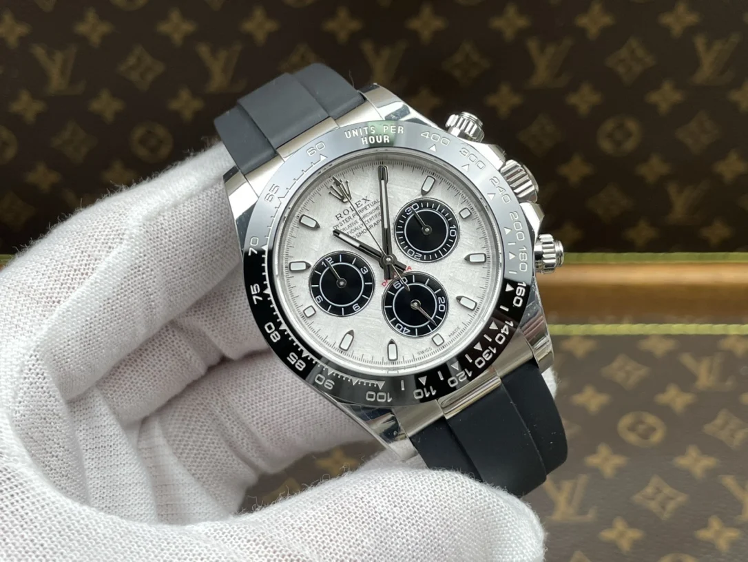 Rolex Daytona Meteorite — photographed off the sweep