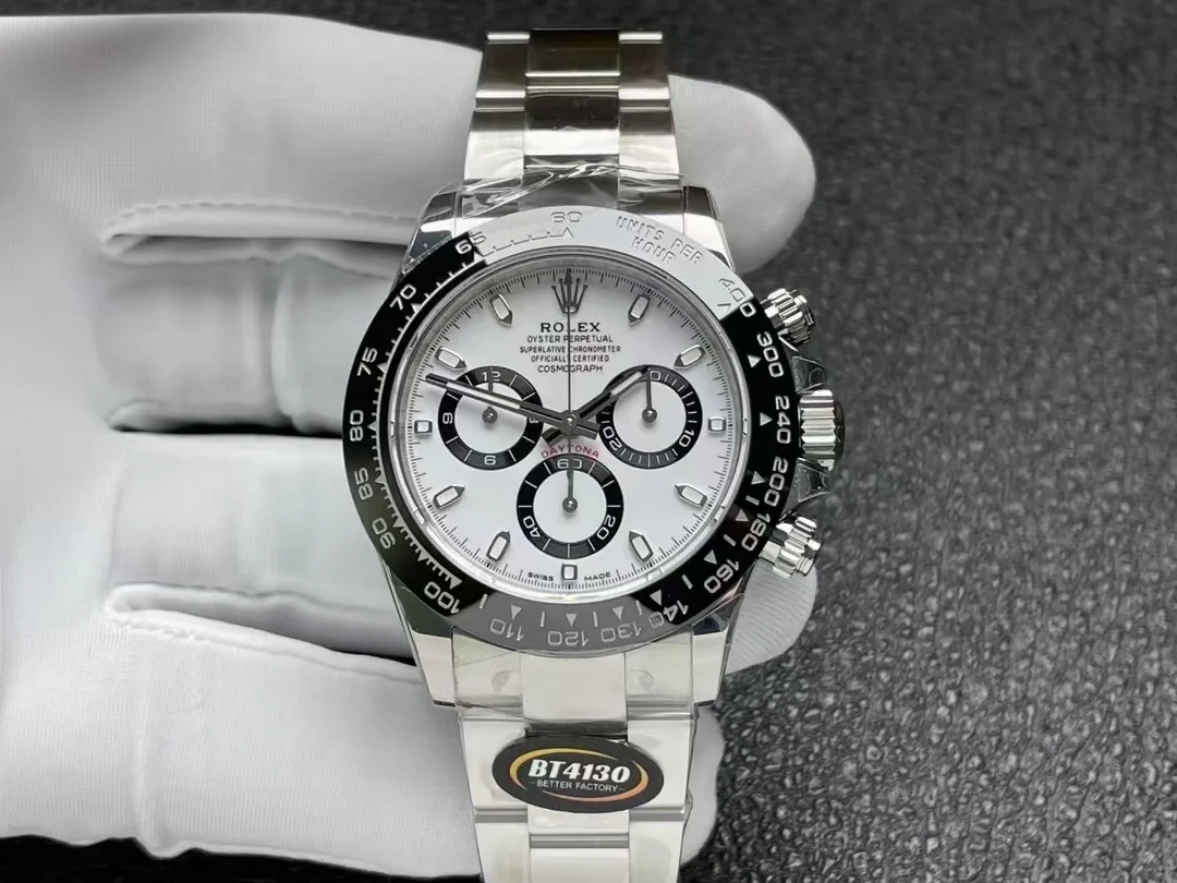 Rolex Daytona Platinum Black Dial 116500 40mm — photographed off the sweep
