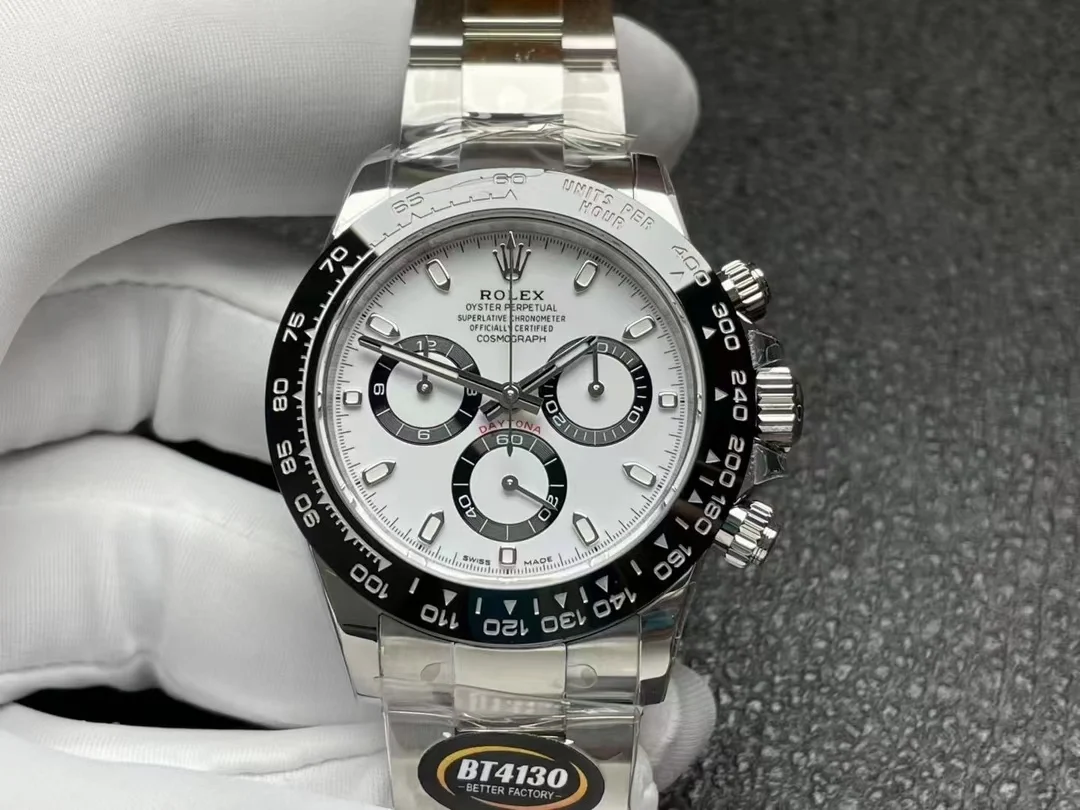 Rolex Daytona Platinum Black Dial 116500 40mm — photographed off the sweep